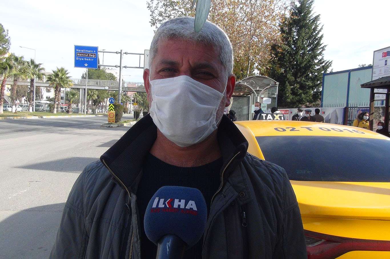 Vatandaşlar açıklanan asgari ücretten memnun değil Vatandaşlar açıklanan asgari ücretten memnun değil